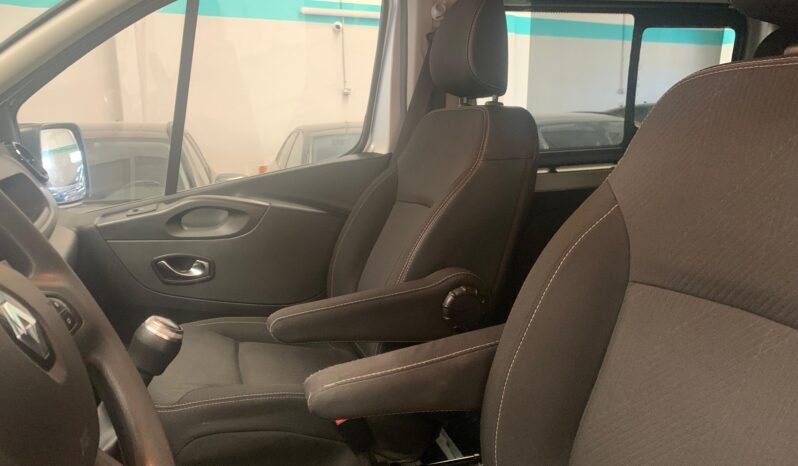 Renault Trafic L2H1 2.0 DCI Grand Comfort – Gasoil – Manual – 120 CV lleno