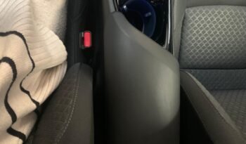 Toyota C-HR 2.0 – Híbrido – Automático – 180 CV lleno