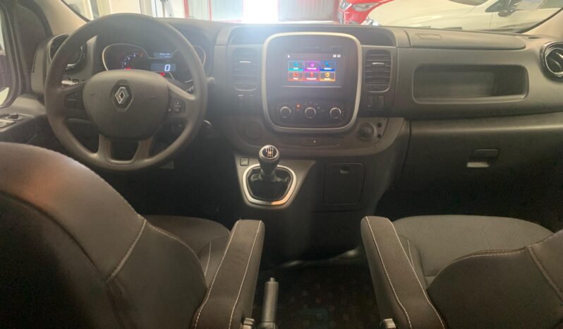 Renault Trafic L2H1 2.0 DCI Grand Comfort – Gasoil – Manual – 120 CV lleno