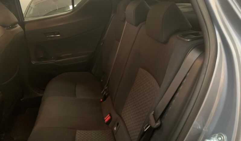 Toyota C-HR 2.0 – Híbrido – Automático – 180 CV lleno
