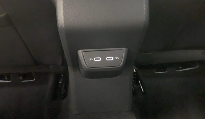 Volkswagen Polo 2.0 TSI – Gasolina – Automático – 207 CV lleno