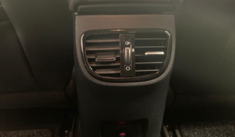 Kia XCeed 1.6 CRDi Business – Gasoil – Automático – 136 CV lleno