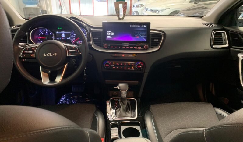 Kia XCeed 1.6 CRDi Business – Gasoil – Automático – 136 CV lleno