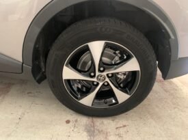 Toyota C-HR 1.8h Business – Gasolina – Automático – 122 CV