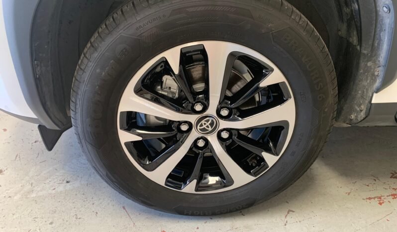 Toyota Yaris Cross 1.5h Business – Híbrido – Automático – 120 CV lleno